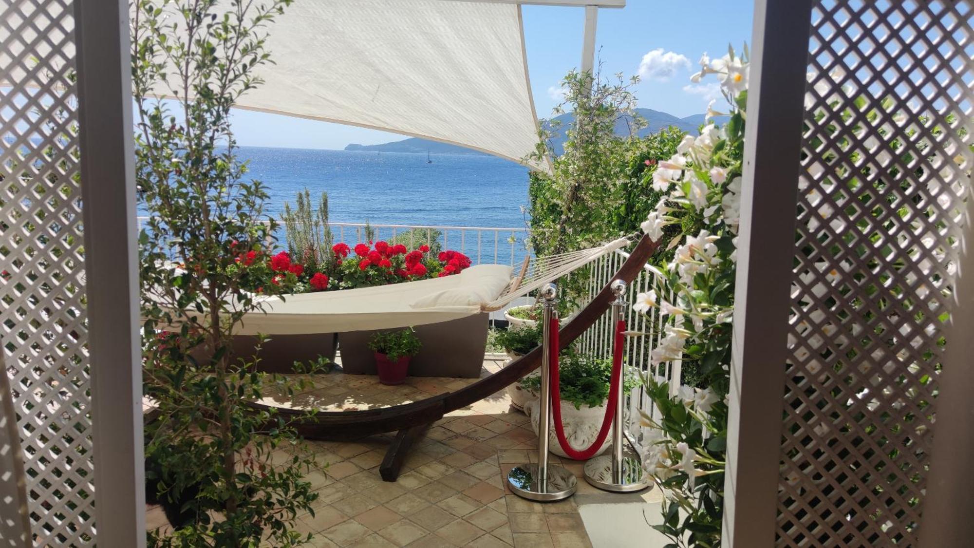 Halgoduria Hotel Santa Marina Salina Kültér fotó